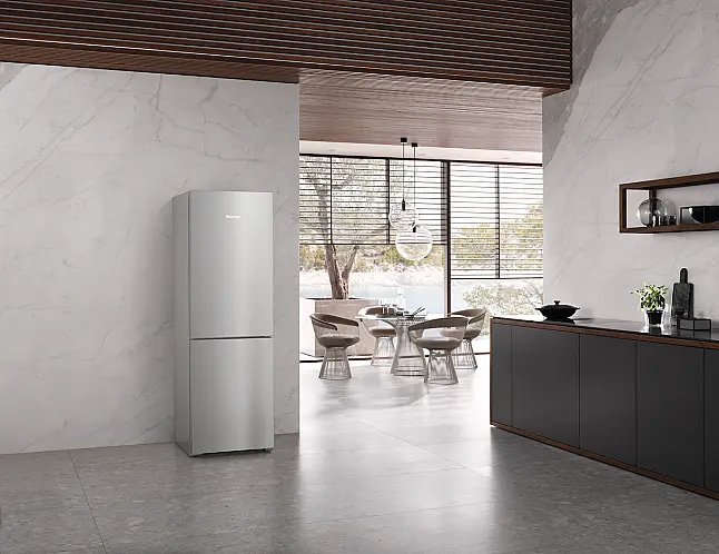 Stand-Kühl-Gefrierkombination mit PerfectFresh Pro und NoFrost für längere Frische und einem Plus an Komfort von Miele