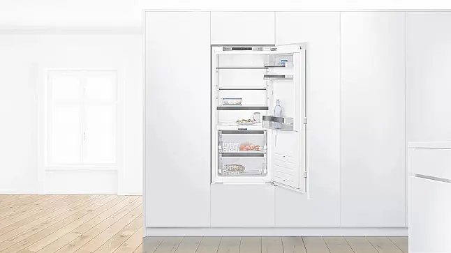 Siemens iQ700, Einbau-Kühlschrank, 122.5 x 56 cm, Flachscharnier mit Softeinzug