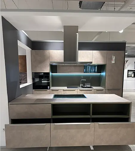 Elegante Insel Küche mit modernem Design