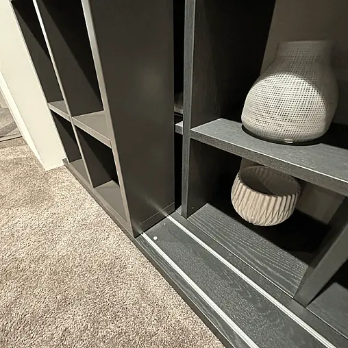 Regalwand aus Eiche graphite furniert |B: 202,0 cm