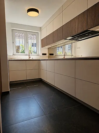 Design mit Haltung – Ballerina Einbauküche BlackLine in perfekter Materialharmonie