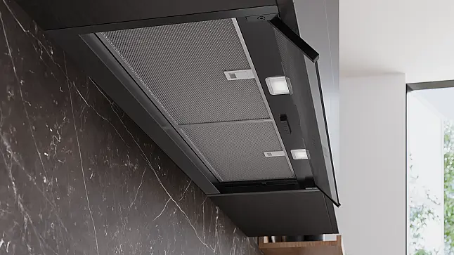Siemens iQ300, Integrierte Designhaube, 90 cm, Klarglas, Mattschwarz LJ95BCC60 (Lager)