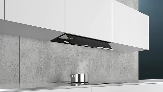 Siemens iQ500, Integrierte Designhaube, 60 cm, Klarglas schwarz bedruckt LJ67BAM60 (Lager)