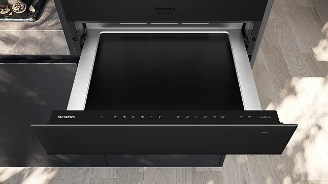 Siemens iQ700, Wärmeschublade, 60 x 14 cm, Matt schwarz BI910C1M1 (Lager/NB)