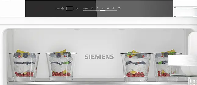 Siemens iQ300, Einbau-Kühlschrank, 102.1 x 54.1 cm, Flachscharnier KI31RVFE0 (AS Koje 07)