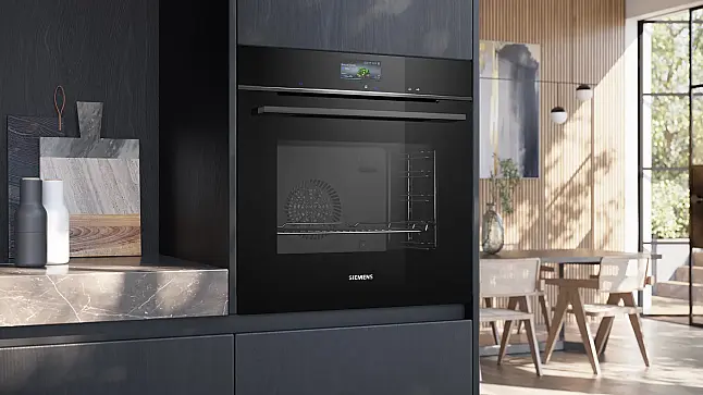 Siemens iQ700, Einbau-Backofen, 60 x 60 cm, Schwarz, Edelstahl HB736G1B1 (Lager)