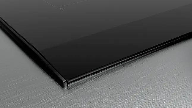iQ700, Induktionskochfeld, 80 cm, Schwarz, Mit Rahmen aufliegend EX877LVV5E (Ausstellungsstück 30)