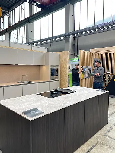 Messeküche (neu) mit komfortabler Premiumausstattung
