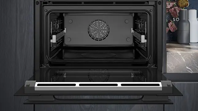 Siemens iQ700 Einbaukompaktdampfbackofen, Schwarz, Edelstahl CS936GCB1 (Lager/NB)