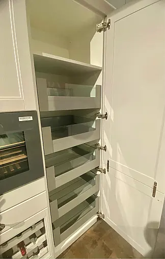 Hohwertige L-Küche Grifflos