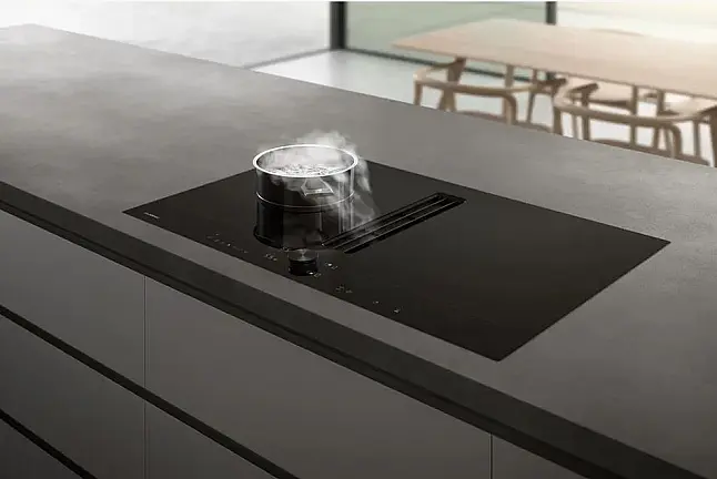 Neues GAGGENAU Induktionskochfeld mit Lüftung