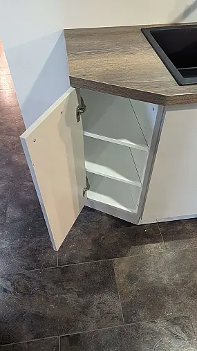 L-Küche in sanften Farben