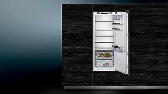 Siemens iQ700, Einbau-Kühlschrank, 140 x 56 cm, Flachscharnier mit Softeinzug KI51FSDD0 (Lager)