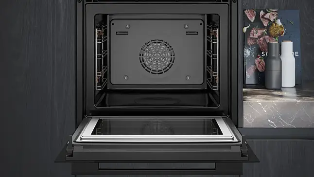 iQ700, Einbau-Backofen mit Mikrowellenfunktion, 60 x 60 cm,  Schwarz, Edelstahl HM736G1B1 (Lager)