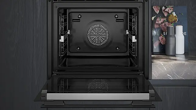 Siemens iQ700, Einbau-Backofen mit Dampfunterstützung, 60 x 60 cm, Schwarz, Edelstahl HR976GMB1 (Lager/NB)
