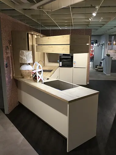 WMK U-Küche mit Premium Geräte