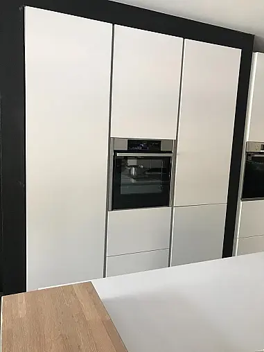 MUSTERKÜCHE WEISS SOFTLACK MATT