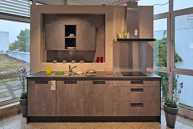 Küchenleiste mit Schrank