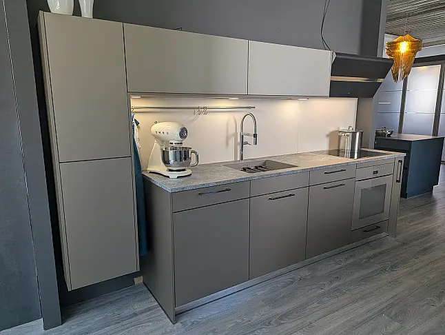 Zeile für Büro,  Ferien - oder Einliegerwohnung ,