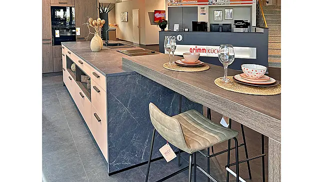 Küchenleiste mit Schrank
