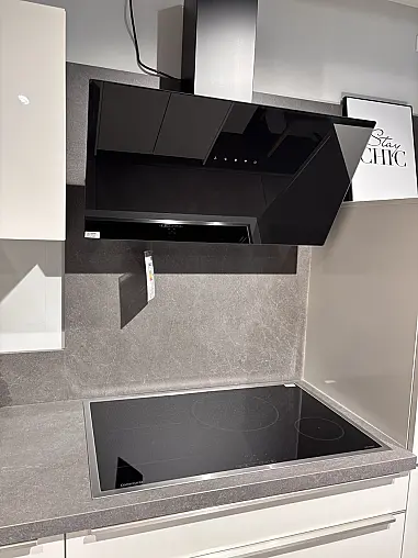 Einbauküche  UGL 51.160 Uni Gloss am Standort Korbach-Meineringhausen