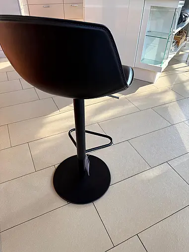 Höhenverstellbarer Hocker MIUNN