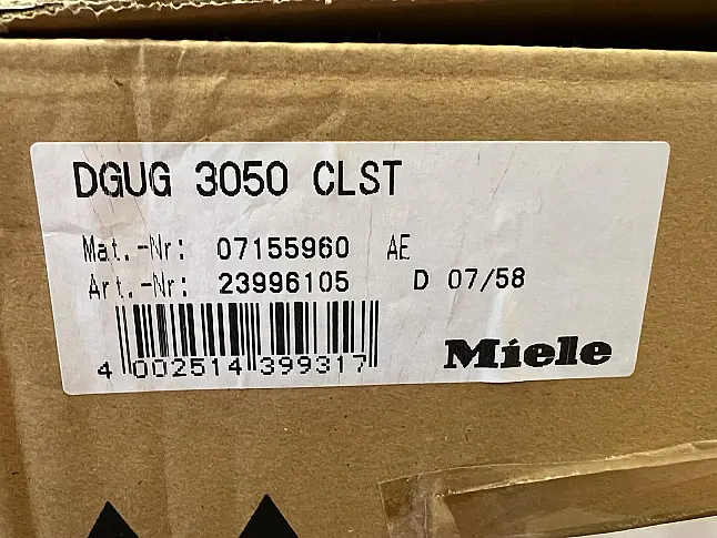 Neues Miele Unterbaugehäuse DGUG3050Ed aus unserer Ausstellung*