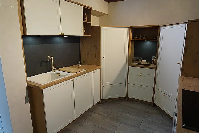 Moderne Landhausküche Weiß seidenmatt