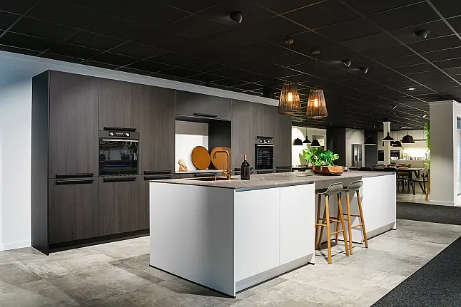 Cafe Bruin eilandkeuken