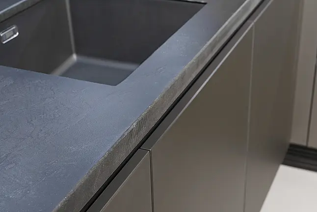 Platina grijze hoekkeuken