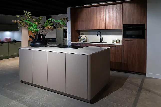 Noten urban eilandkeuken