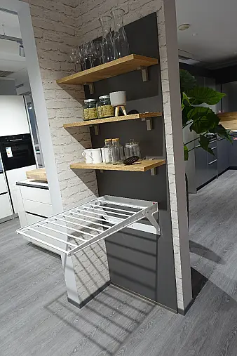 Koje 15 - Nobilia "HWR" Structura / Touch + E-Gerät