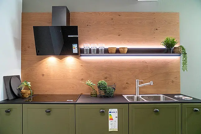 Moderne Landhausküche mit natürlicher Eleganz!