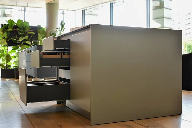 bulthaup Monoblock Laminat flint