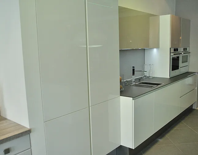 Fokus Lack Hochglanz Weiss + Seidengrau - Thumbnail 3