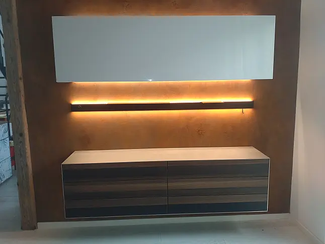 Zeitloses edles hängendes Sideboard  unterteil in Raucheiche/ warm gewalzter Edelstahl Oberteil Weiß Hochglanz Lack