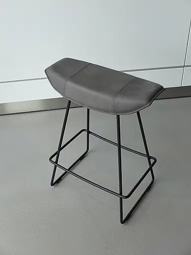 Freifrau Manufaktur Hocker Sitzhöhe 63 cm
