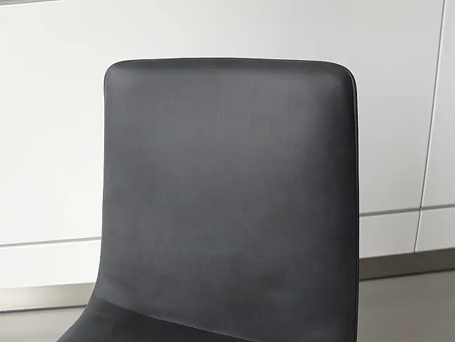 Freifrau Stuhl Amelie mit Metallgestell