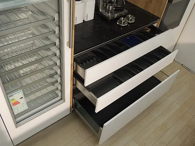 BL 07 Smart Glas Schneeweiß hochglänzend
