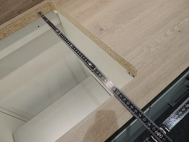 Kochinsel und perfekte Stauraum-Lösung