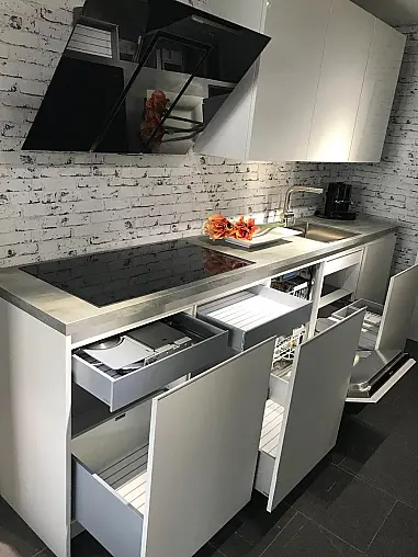 Musterküche SLC sterlinggrau samtmatt Lack