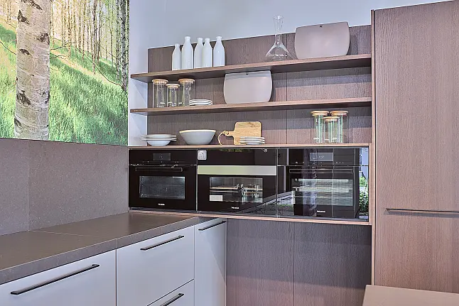 Koje 58 KL: Grote SieMatic keuken met composiet keukenbladen