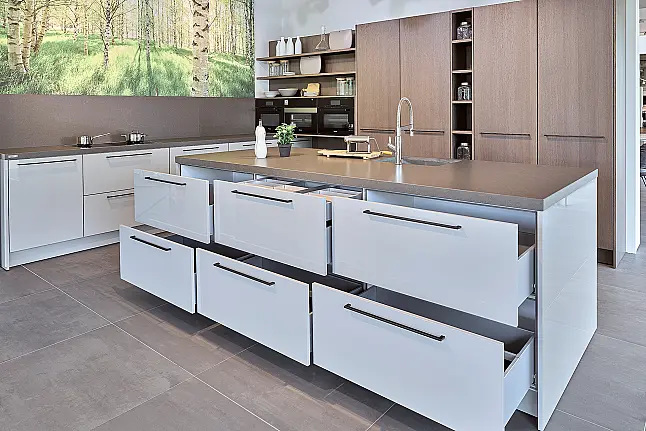 Koje 58 KL: Grote SieMatic keuken met composiet keukenbladen
