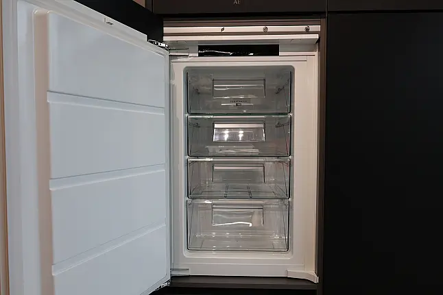 AEG Einbau-Gefrierschrank
