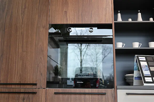 Miele Einbau-Backofen