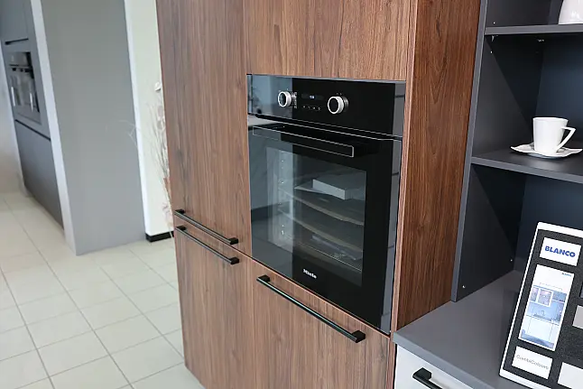 Miele Einbau-Backofen