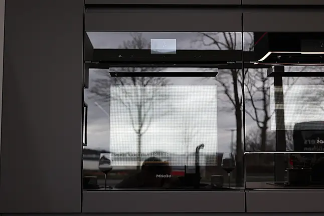 Miele Einbau-Backofen