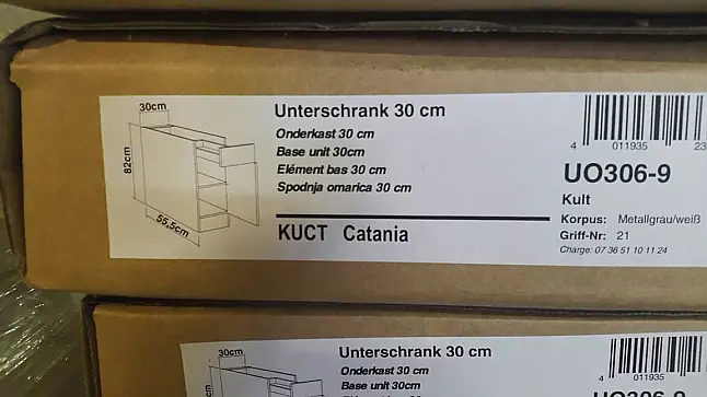 Neue original verpackte Unterschränke KUCT Catania Kult  Front: Bordeaux Glanz Korpus: Metallgrau /Weiß