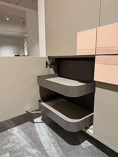 funktionales Highboard