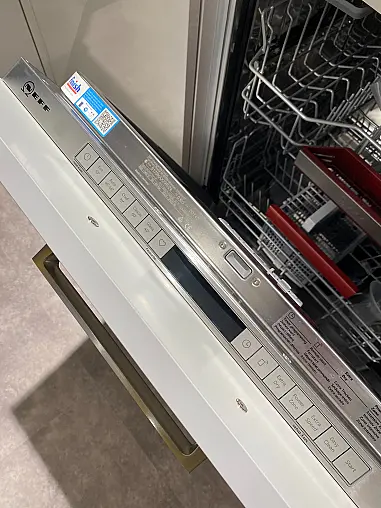 Einbauküche UGL Uni Gloss